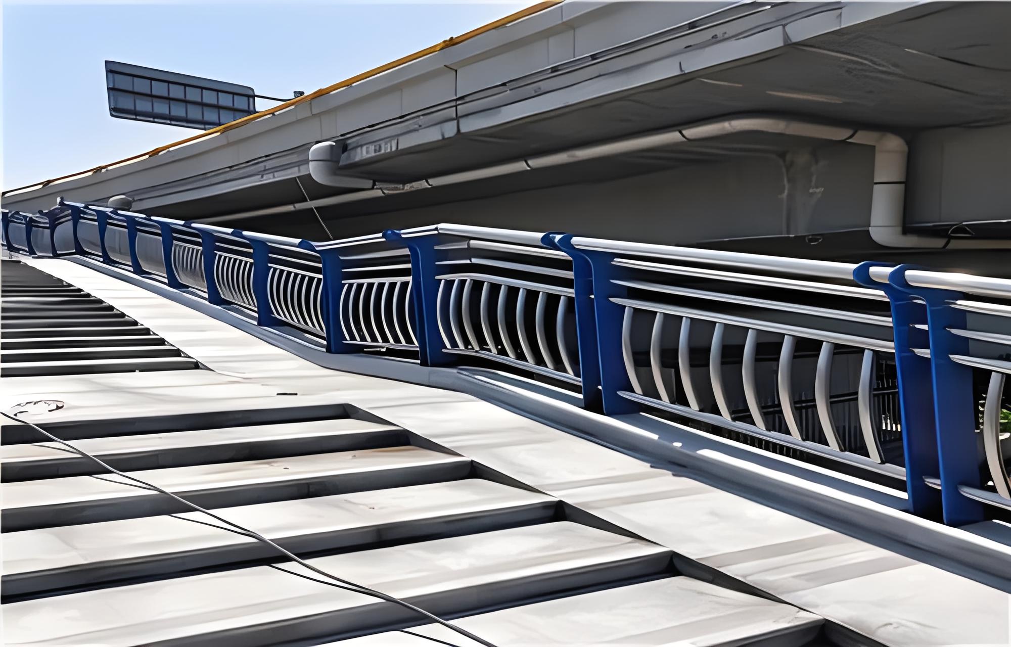 丽水不锈钢桥梁护栏维护方案：确保安全，延长使用寿命